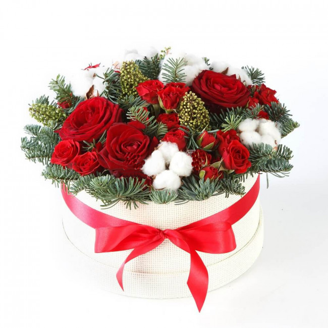 Букет цветов "Новогодняя композиция Сказка" Букет цветов "Новогодняя композиция Сказка"